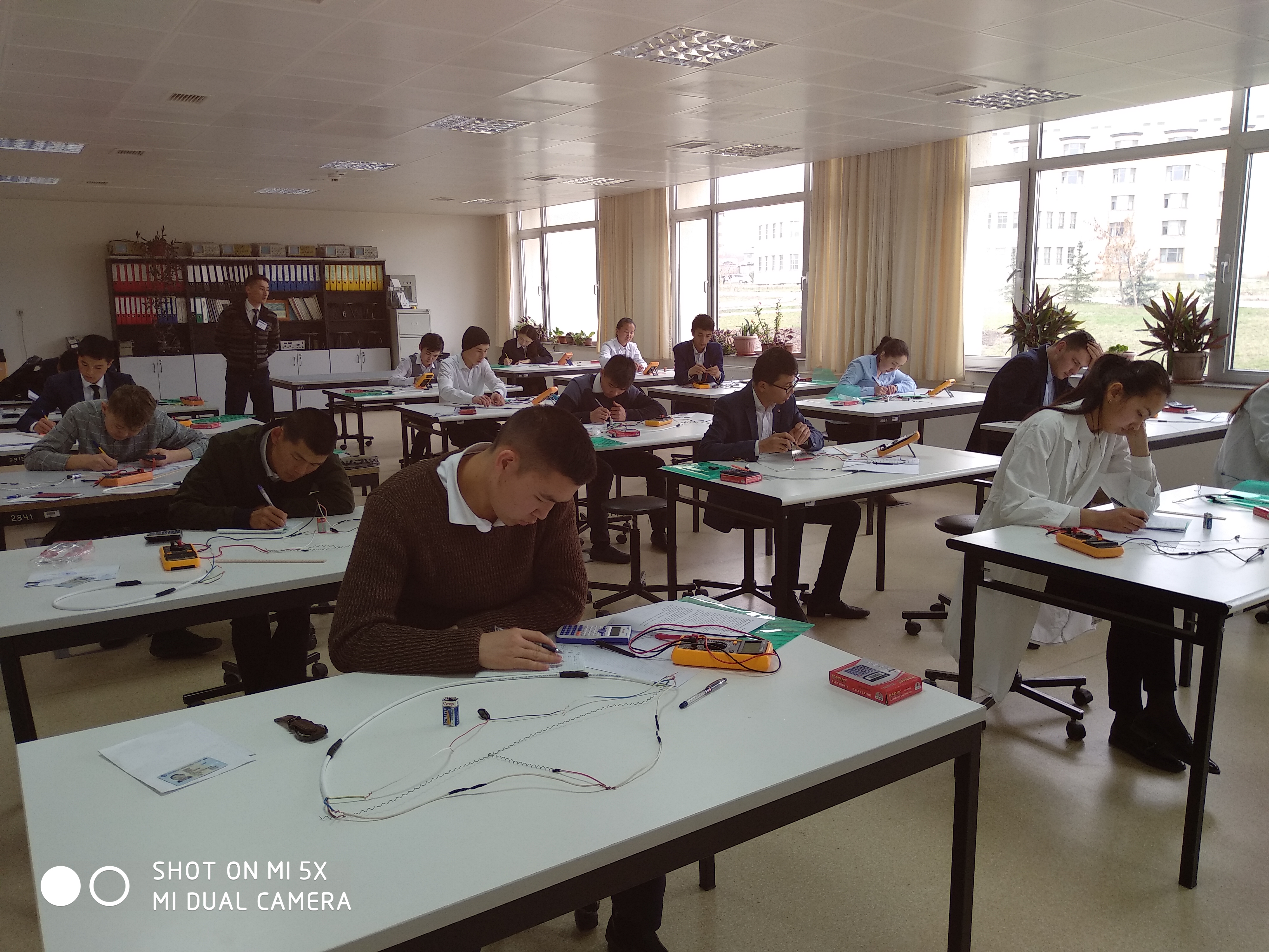Testing kg